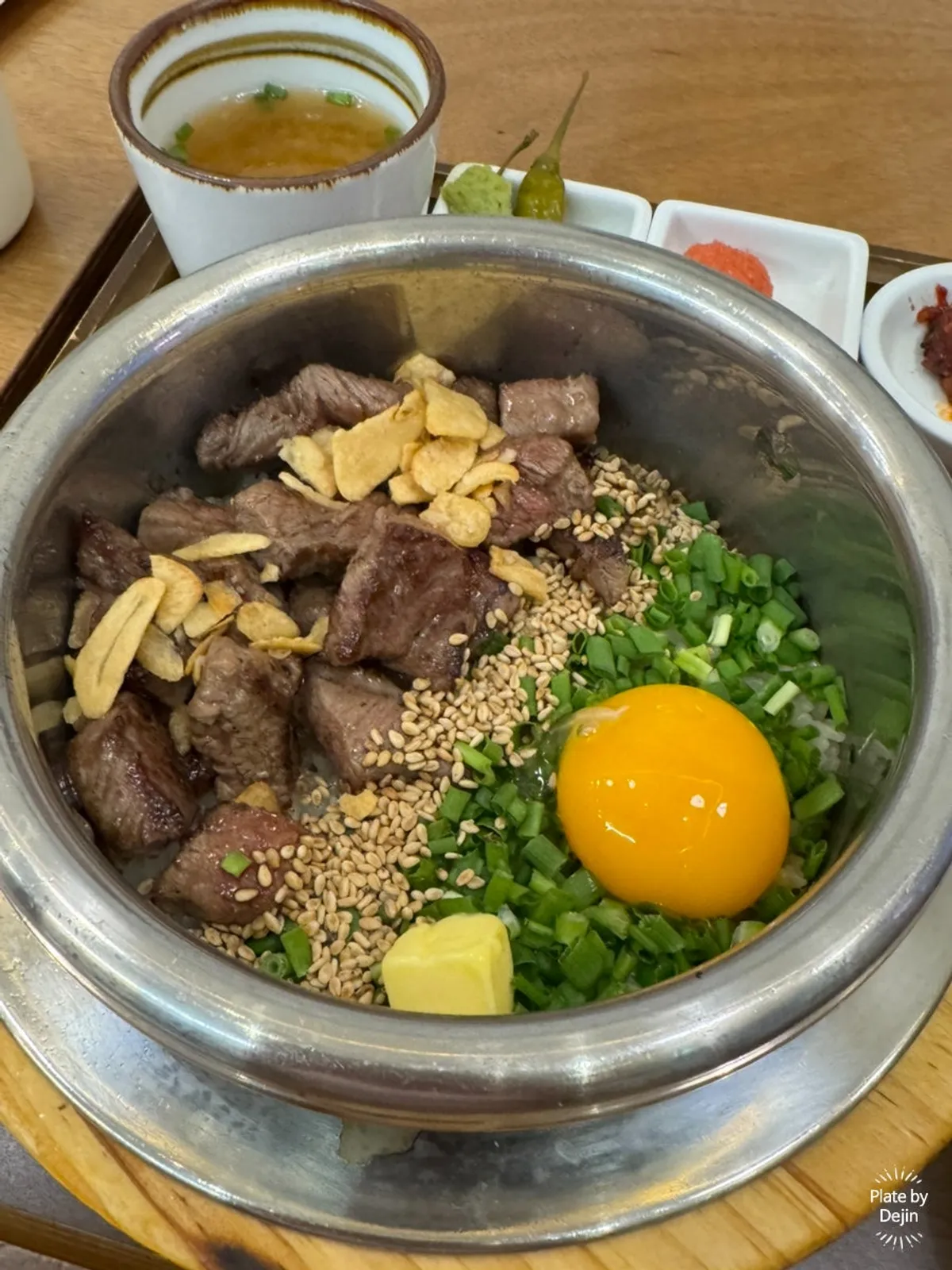 Gome Mui steak pot rice topped with wagyu