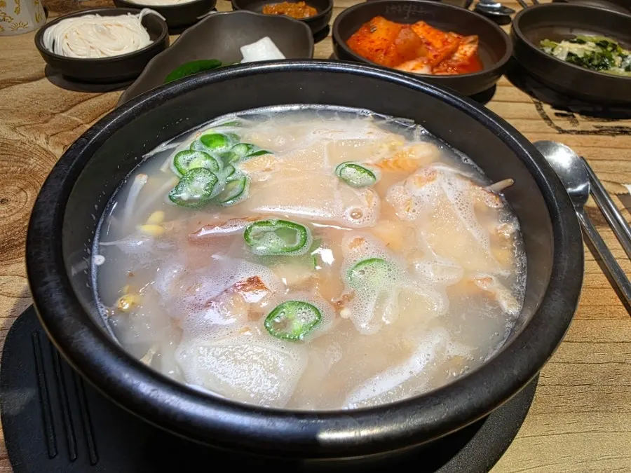 Dried pollack hangover soup topped with bean sprouts and dried pollack