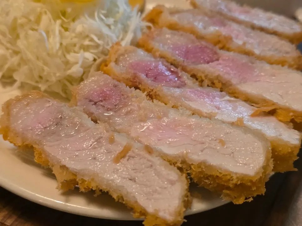 A plate of premium loin katsu