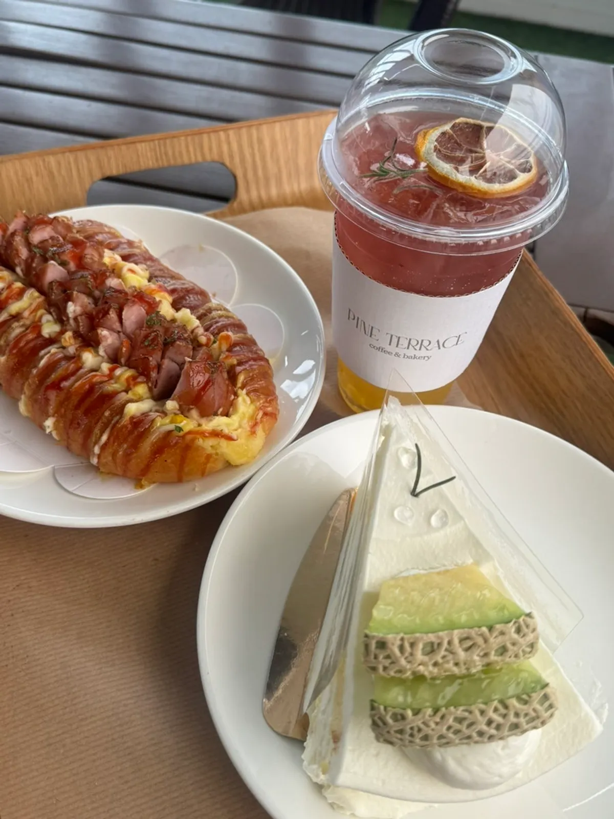 Exterior of Pine Terrace, a bakery café in Deogyang-gu, Goyang