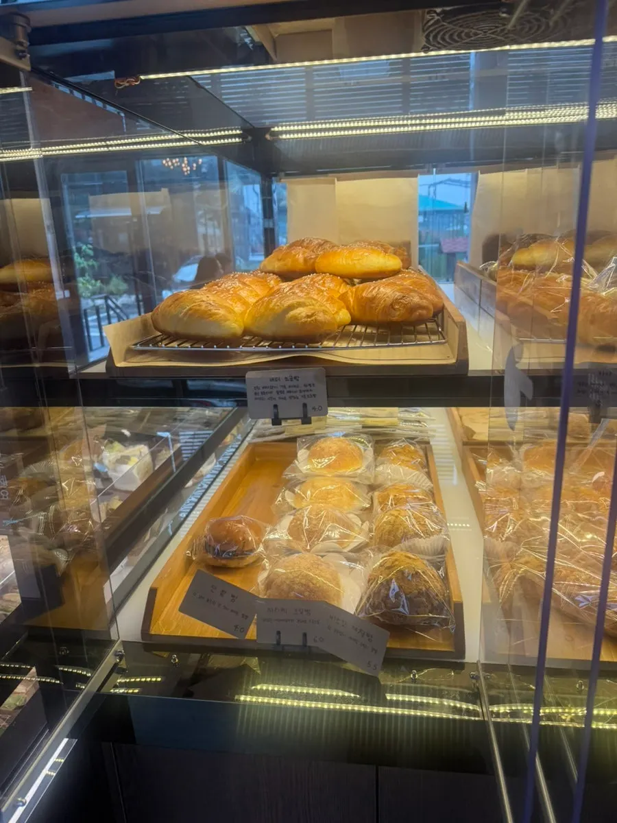 Various loaves of bread on display at Pine Terrace