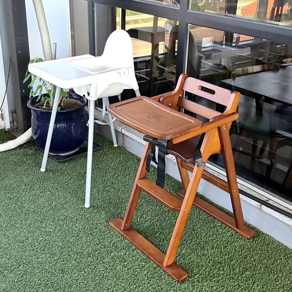 Window seating and outdoor view at Pine Terrace