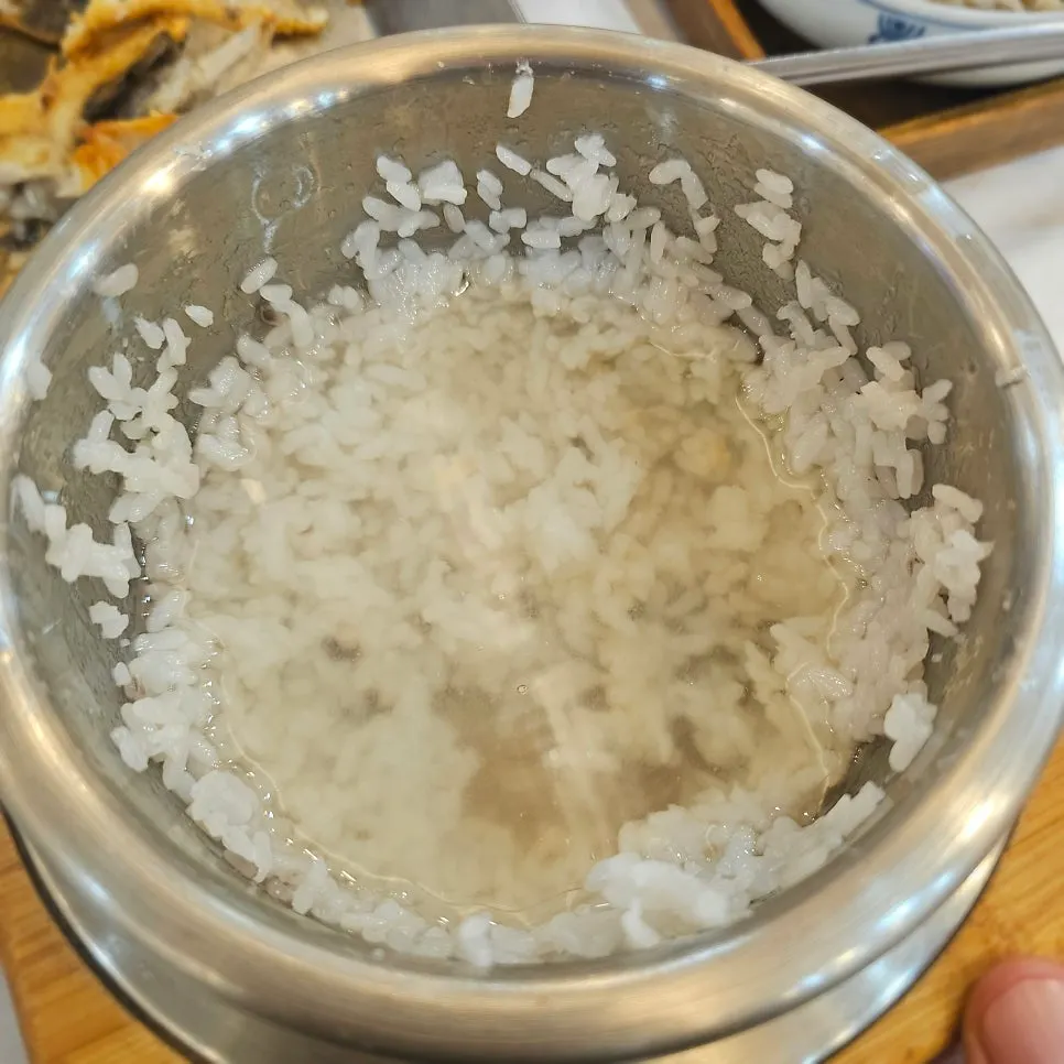 물 부어 만드는 솥밥 누룽지