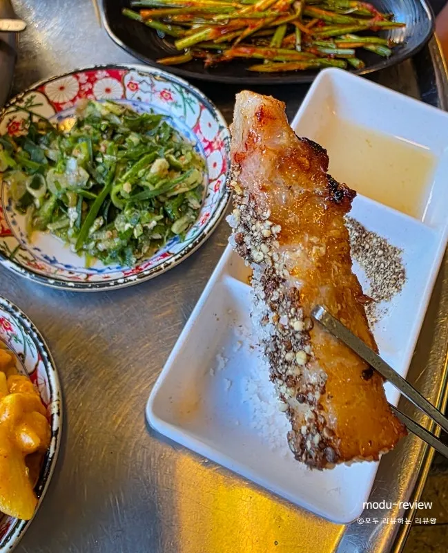 삼겹살과 곁들임 구이