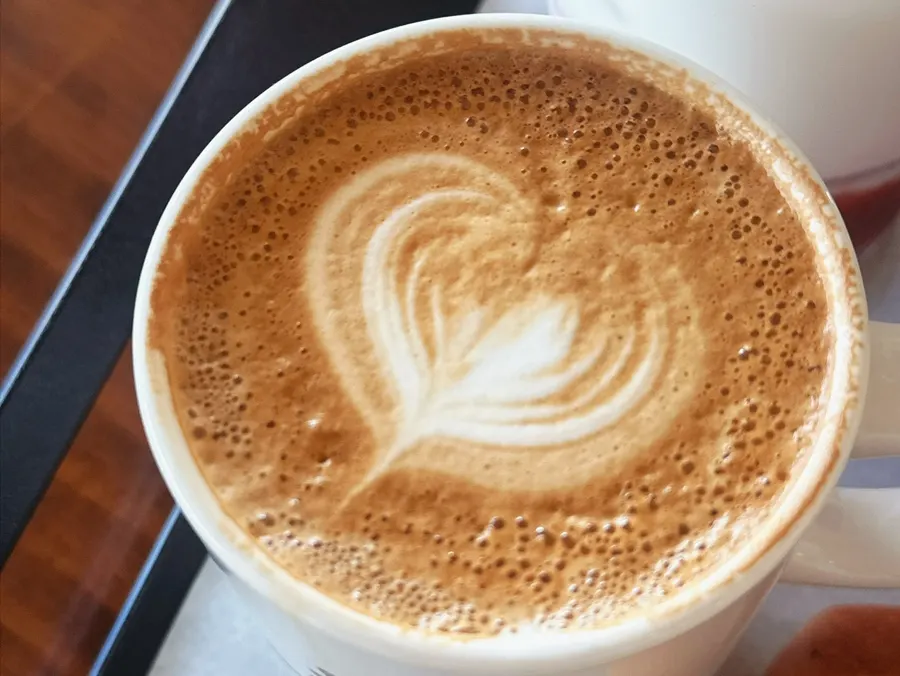 Smooth-tasting café latte