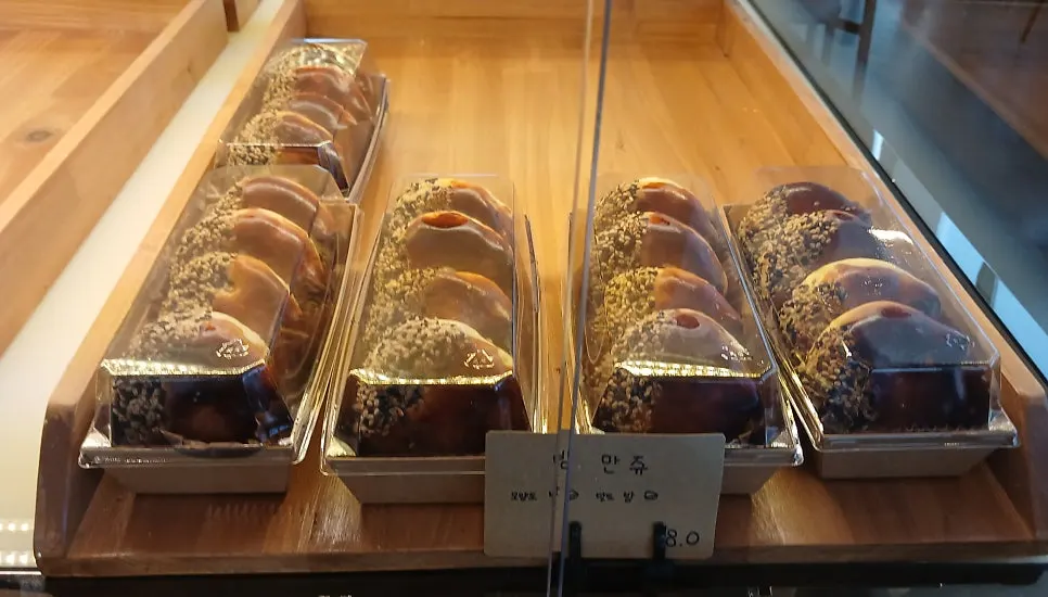 Cream bread and Mont Blanc on display