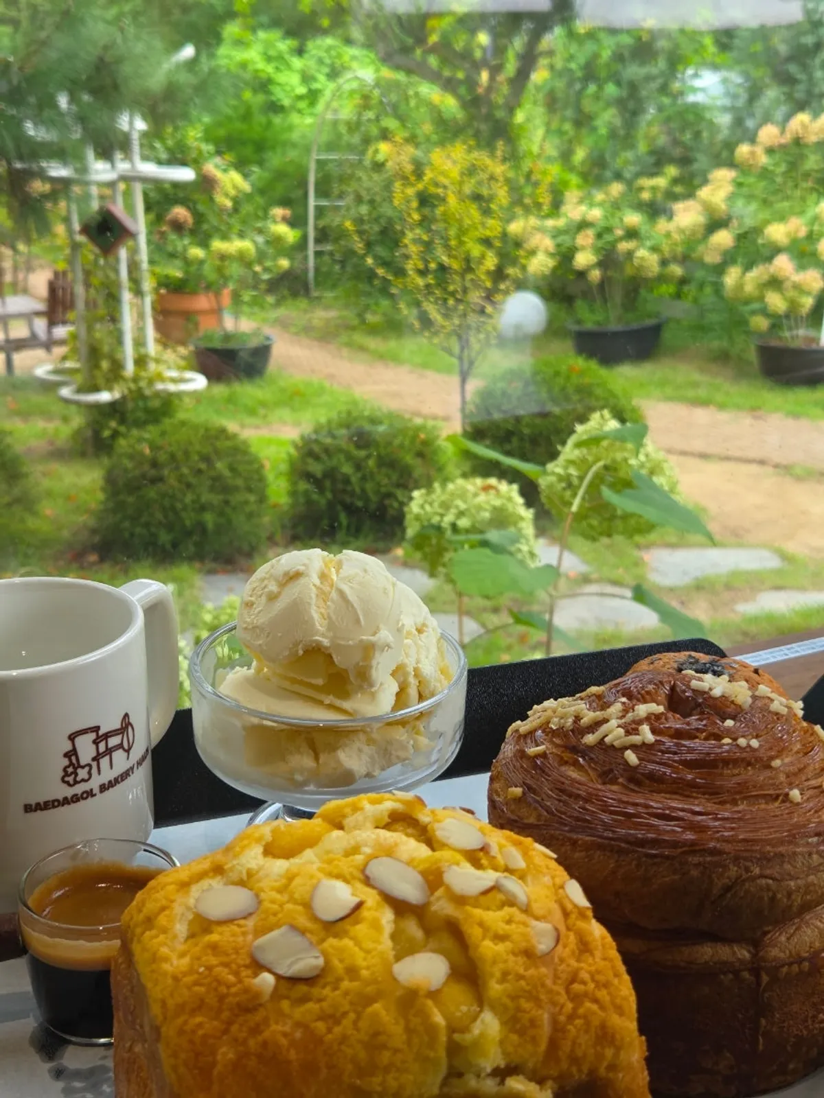 Baedagol Bakery House location and operating information