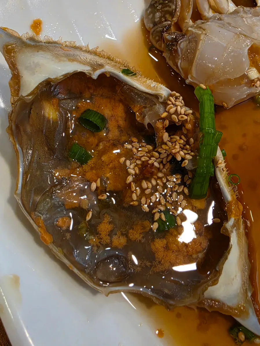 Marinated crab packed with meat