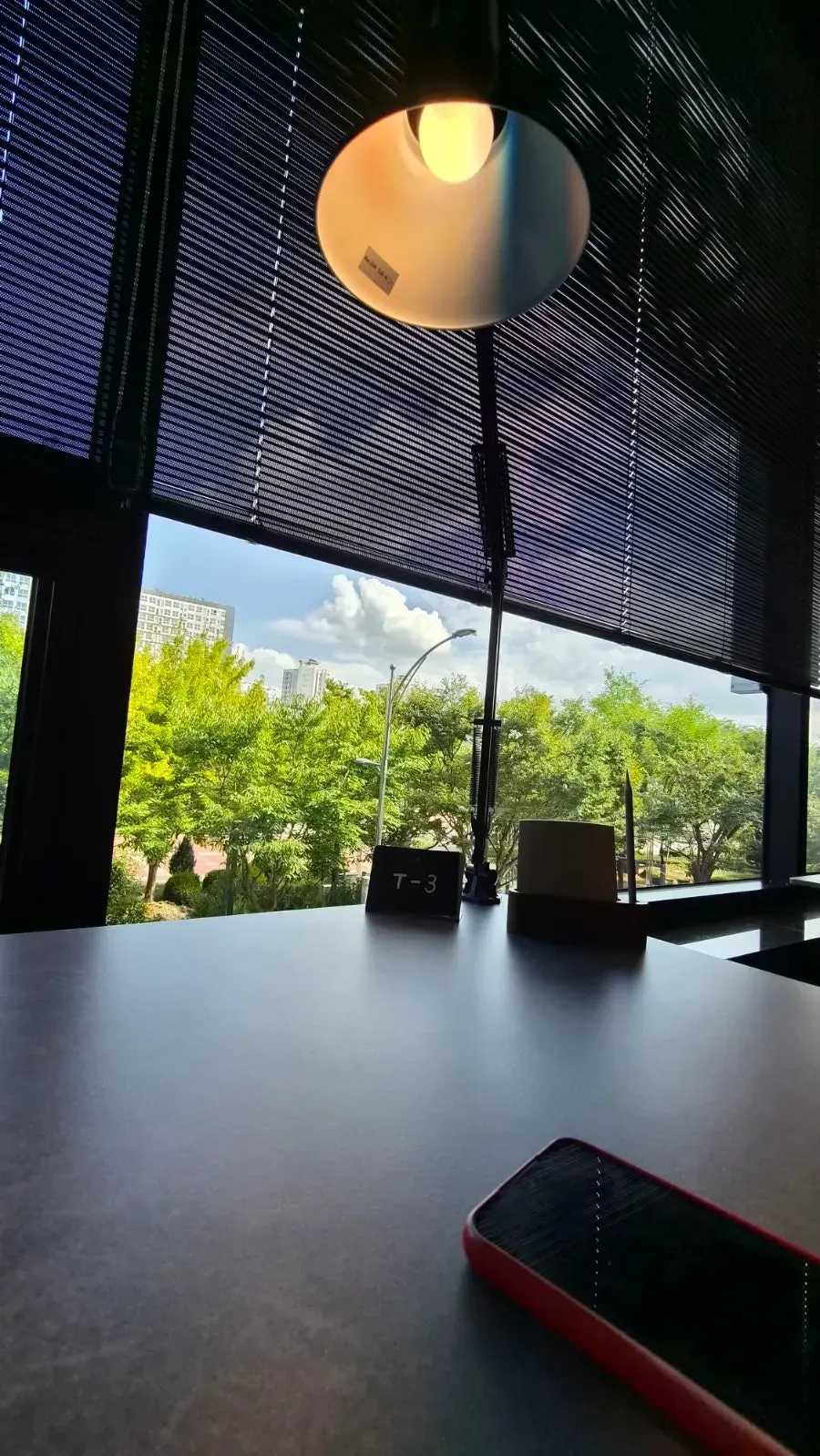 Solo café seating with power outlets at GRAY LAZY