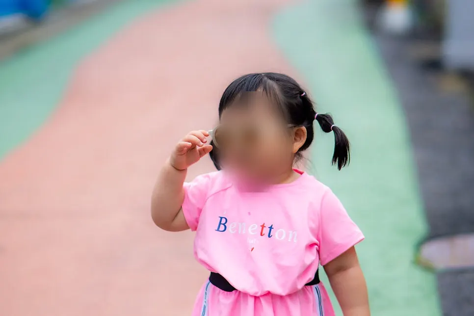 仁川松月洞童話村の子供