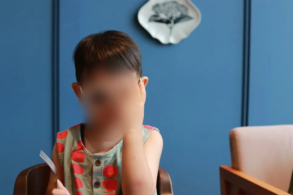 子供用サングラスのサイズ案内イメージ