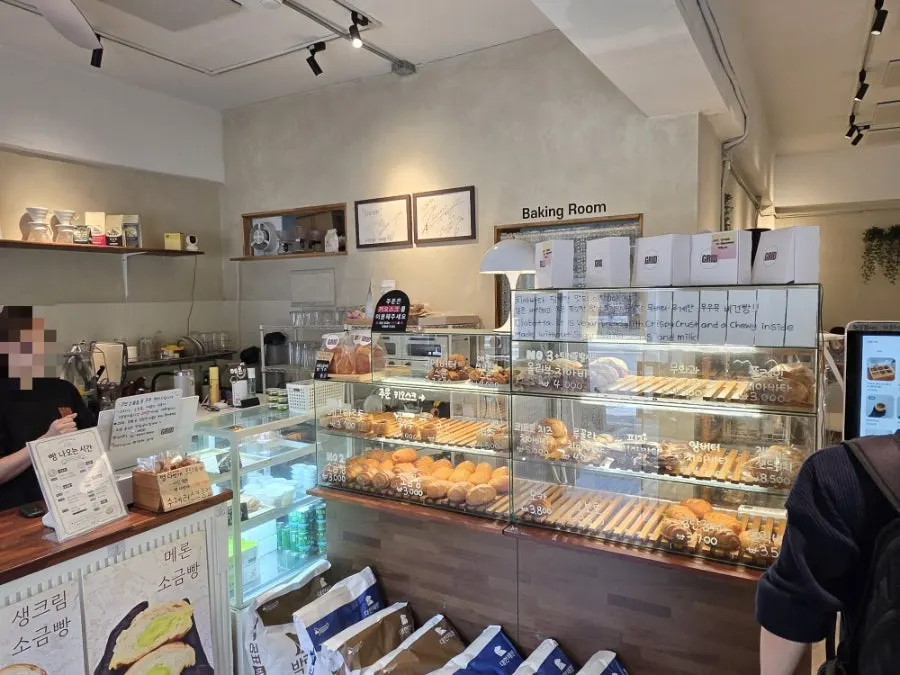 Showcase filled with baked goods