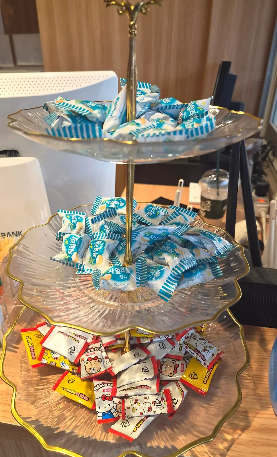 Candy for a palate cleanser