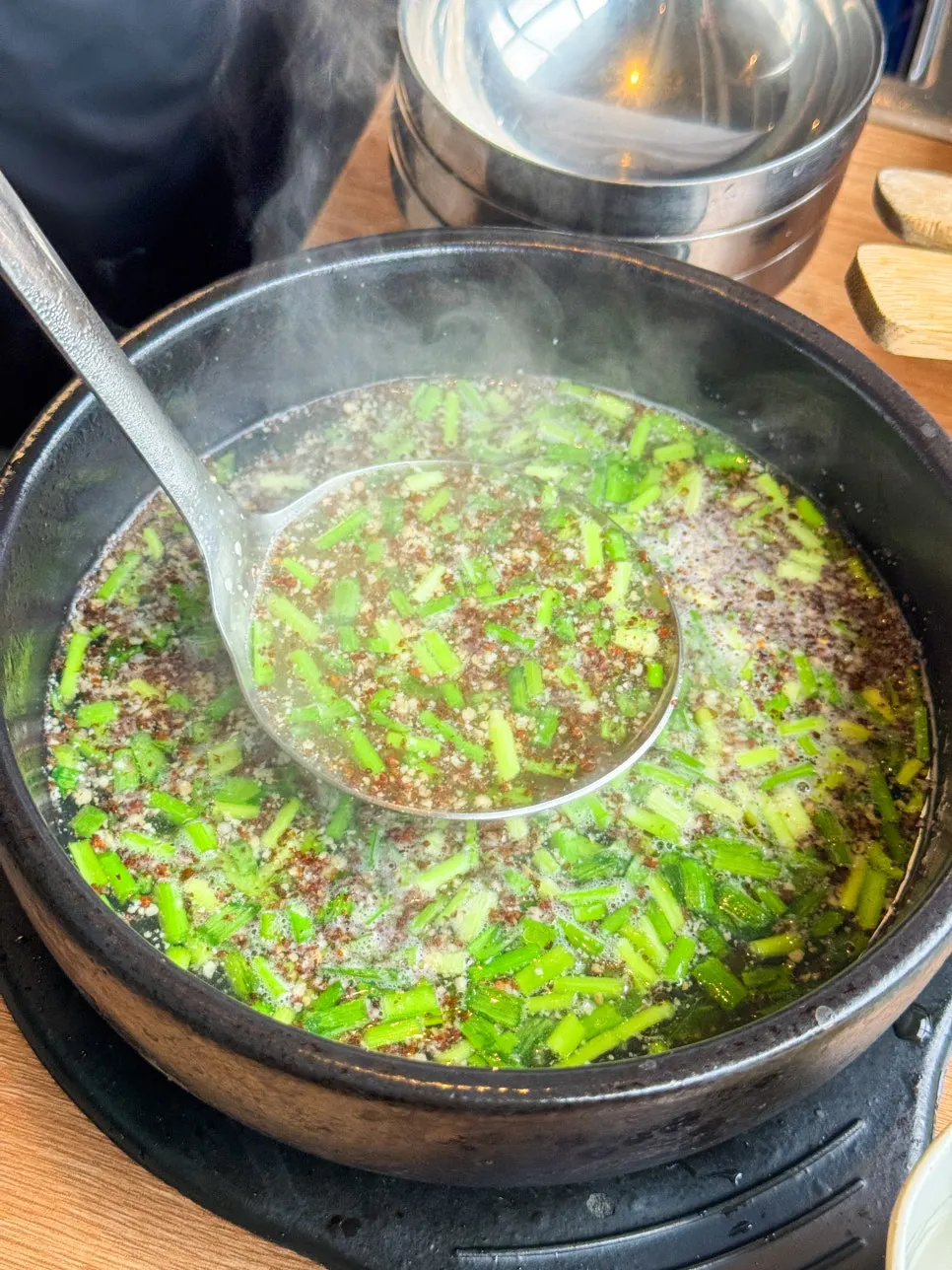 Marinated duck with a thin simmered broth