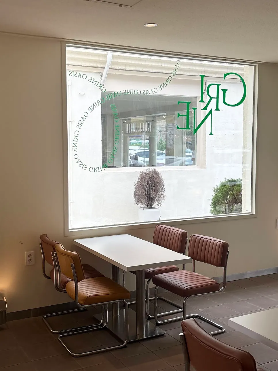 Area gedung utama dengan menu premium blended tea