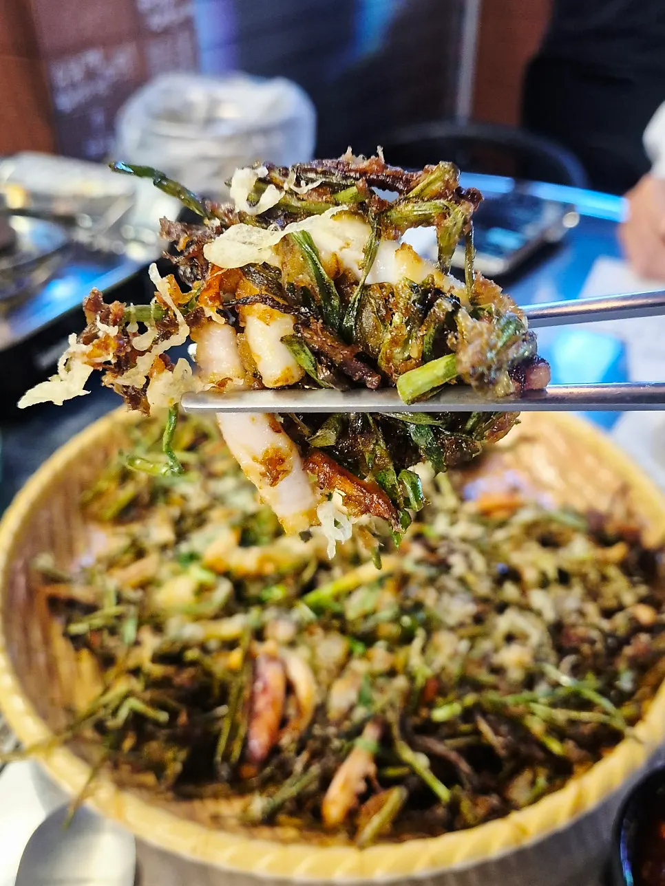 구로디지털단지역 주변 저녁 거리 풍경