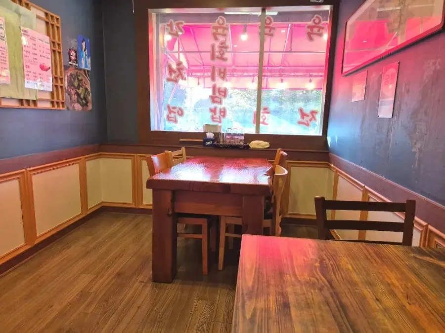 Main hall tables with a traditional tavern feel