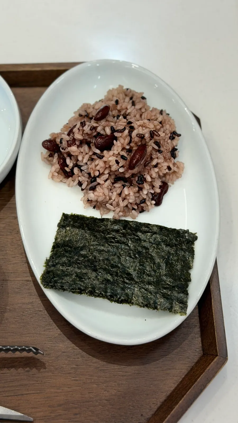 Gujeon Gukbap chapssal wrapped in seaweed