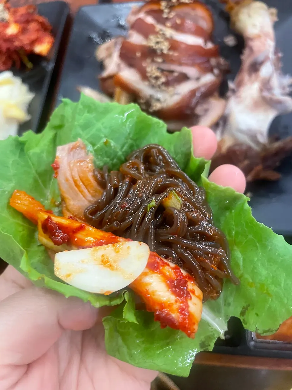 Charcoal-grilled jokbal at Gwihanjokbal Yeonsinnae