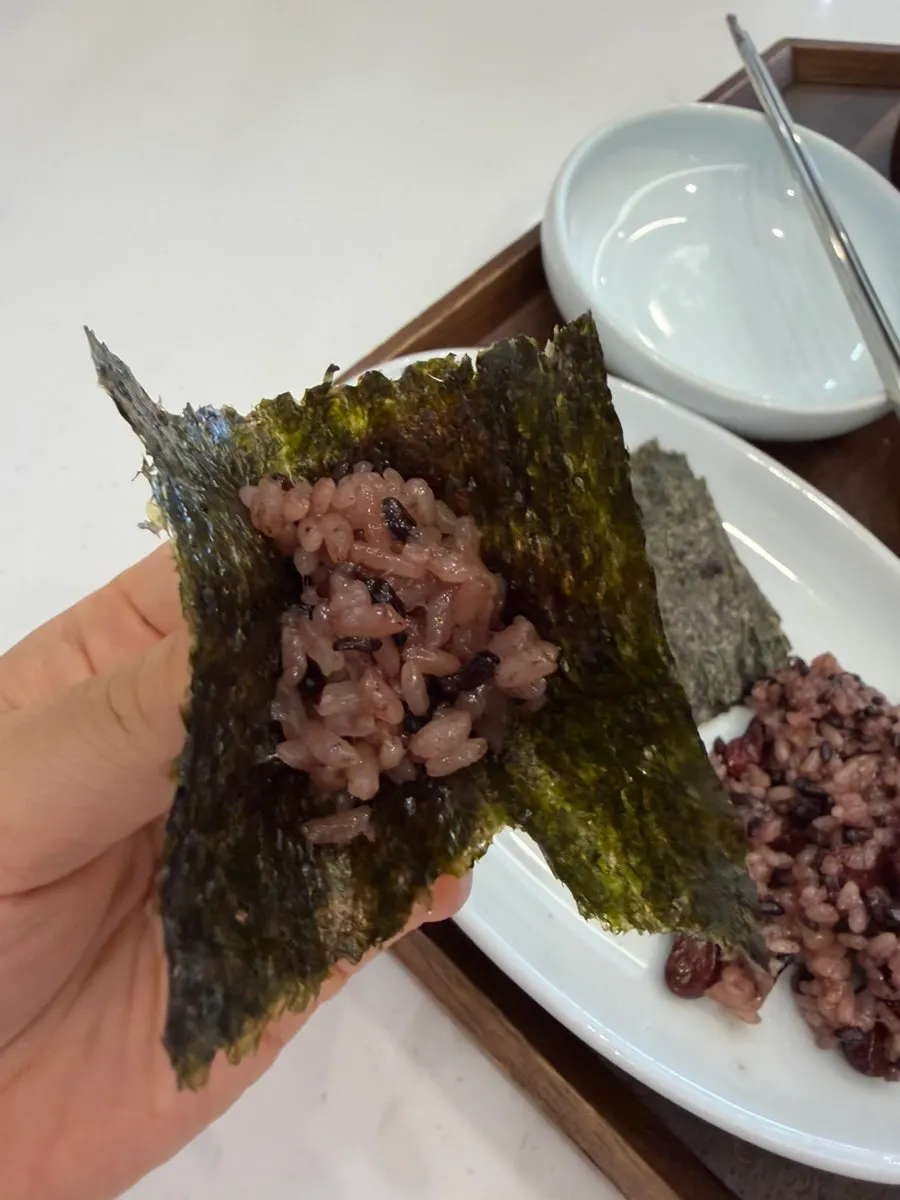 A bowl of chewy sticky rice