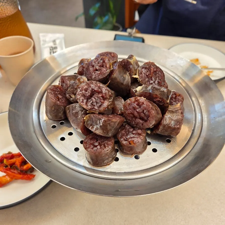 Sundaeguk generously filled with meat and sundae