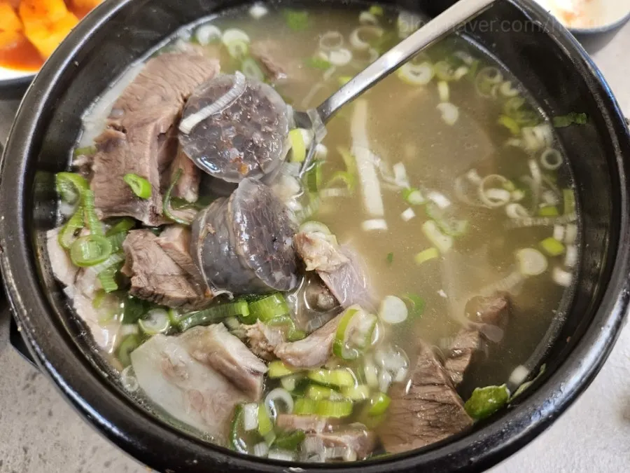 Bowl of clear-broth sundaeguk before the rice is added