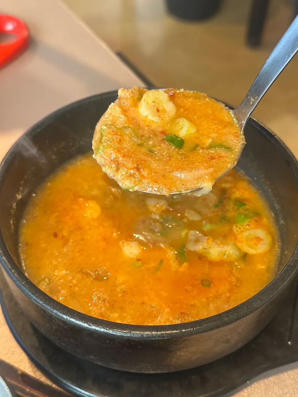 국고집 콩비지찌개 한 그릇 근접