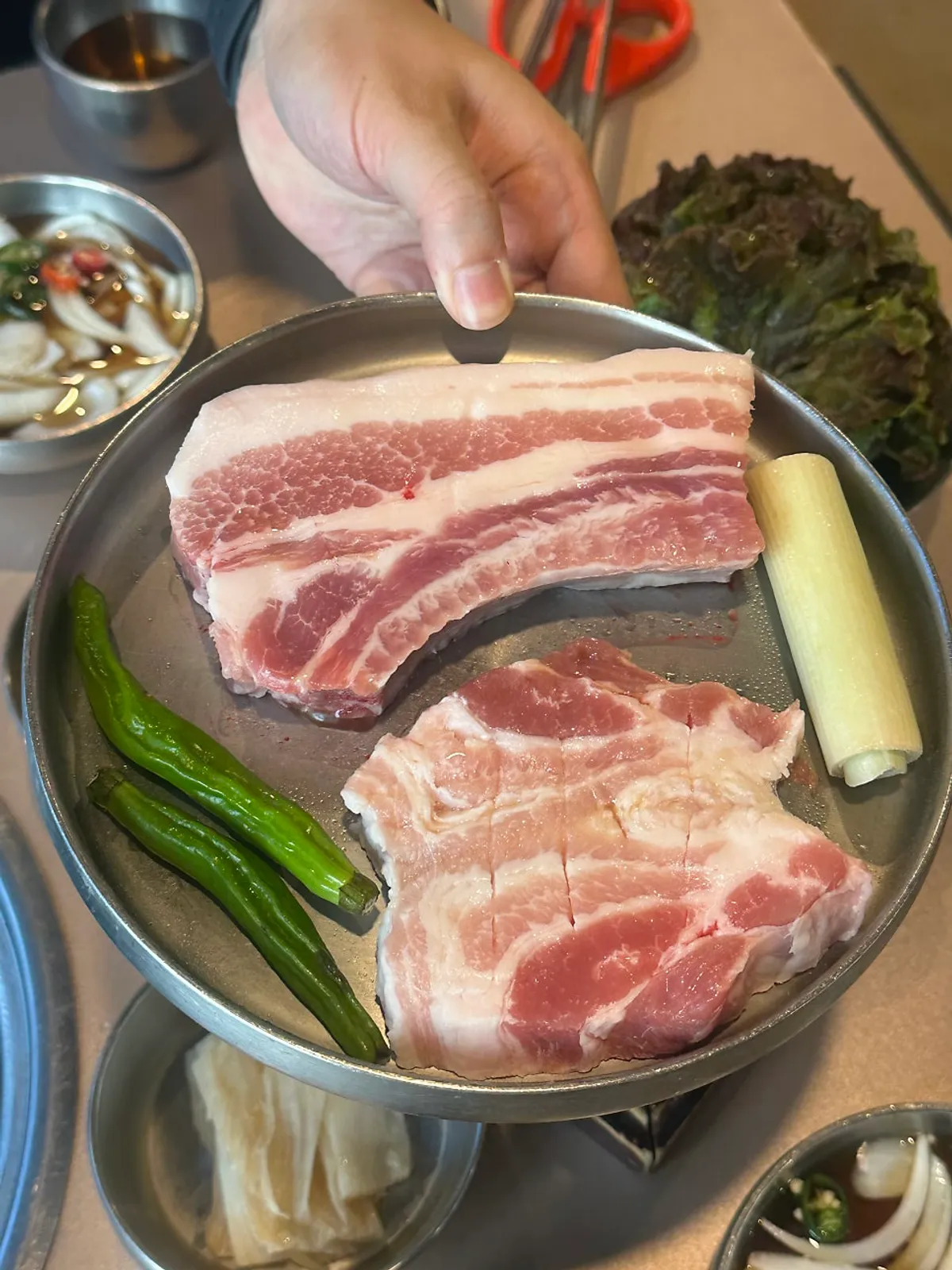 국고집 수제생갈비 2인분 생고기 상차림