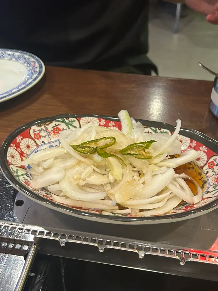 Full table spread ordered by 3 diners at Gukje Yangyukgwan