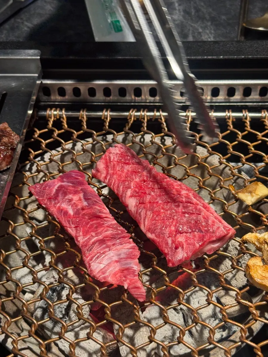 통으로 나온 한우 통갈비살