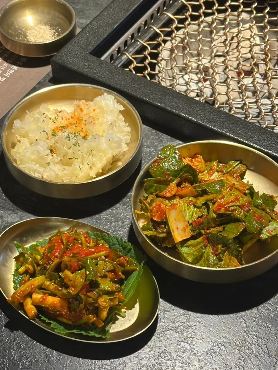 Basic side dishes including white wood ear mushroom and minari yukhoe