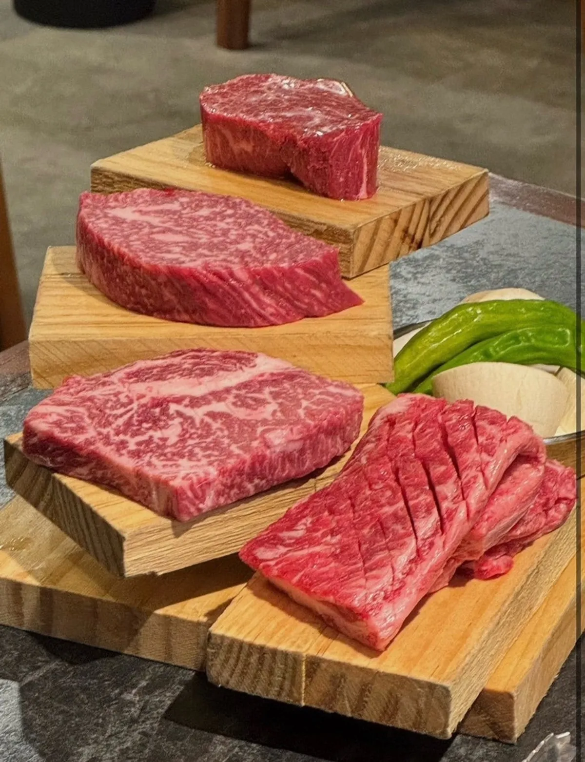 Four cuts making up the 1++ hanwoo Premium Assorted set