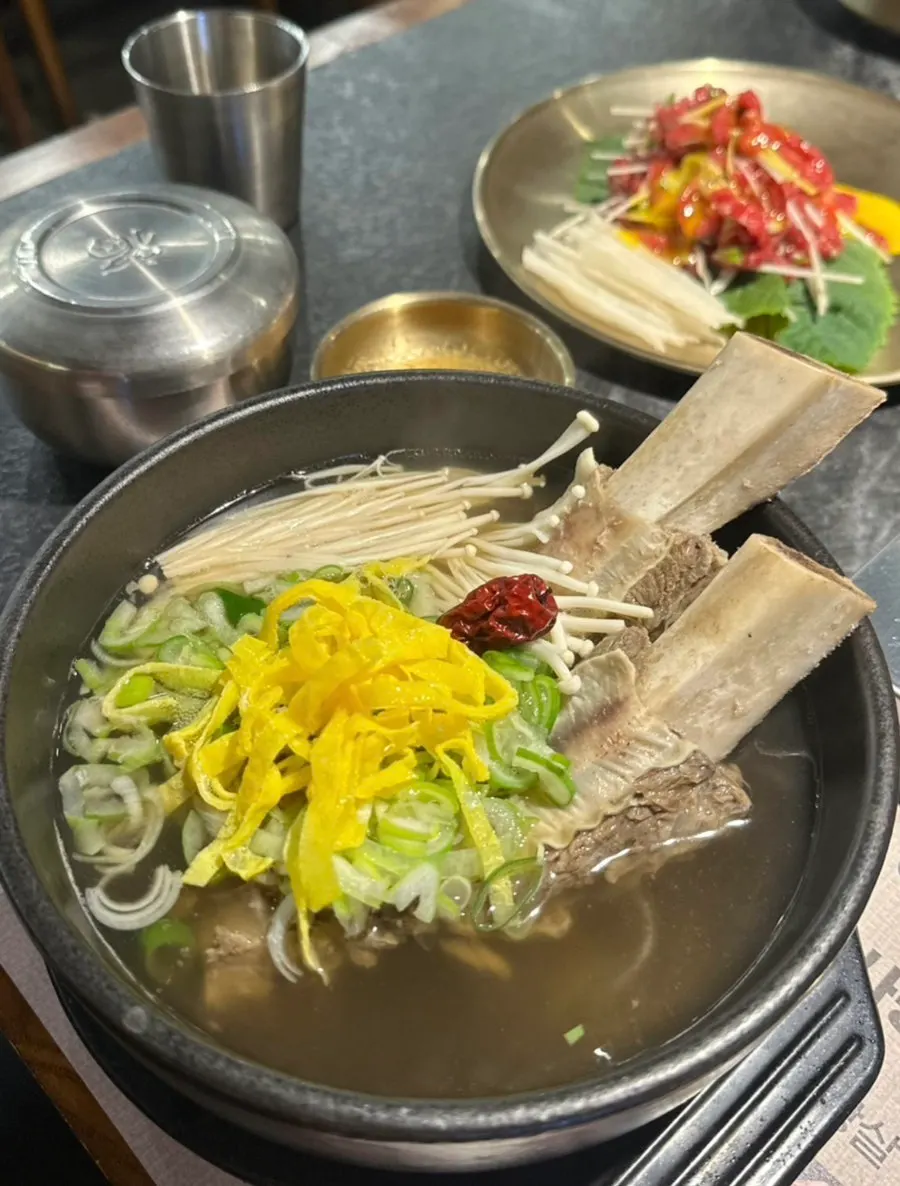 Patented clear-broth galbitang