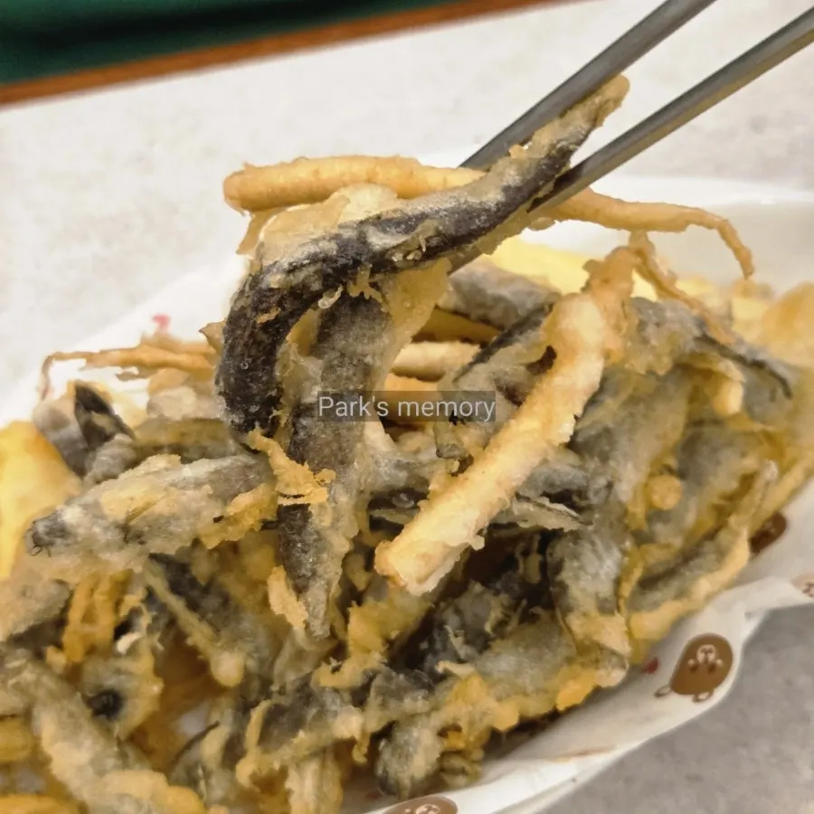 Moist warm boiled pork side dish