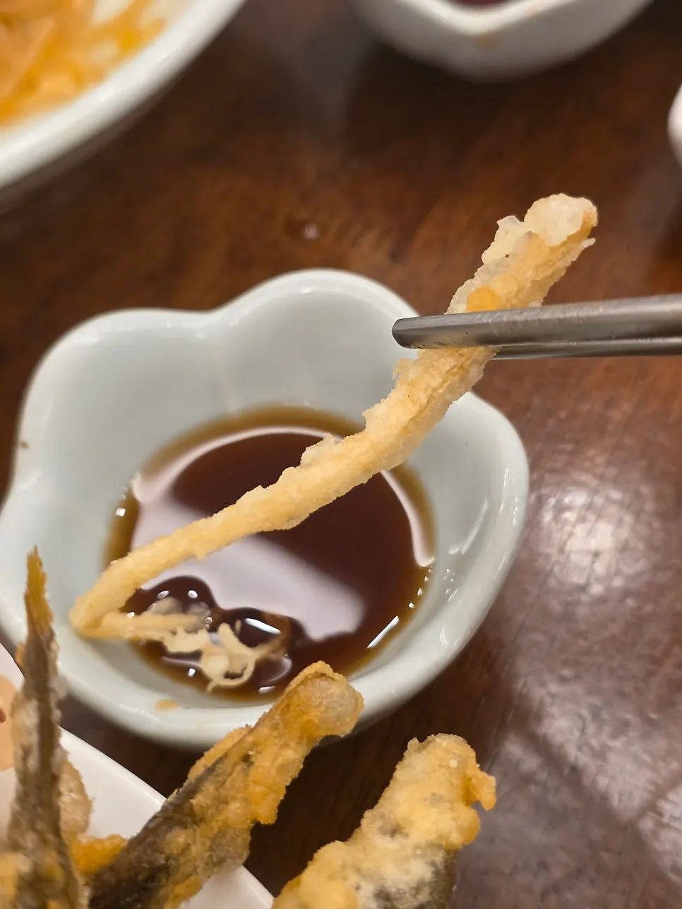 Fried loach with ginseng and sweet potato