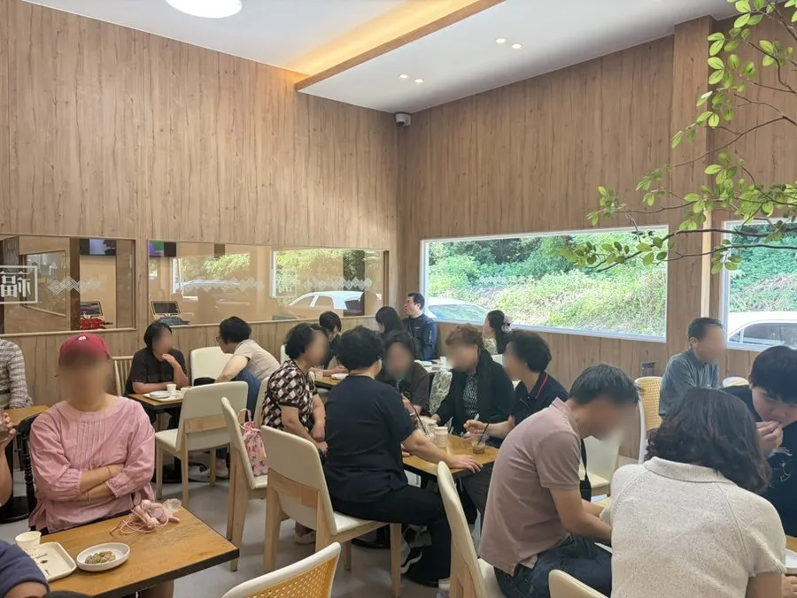 イロジョンの食後コーヒースペース