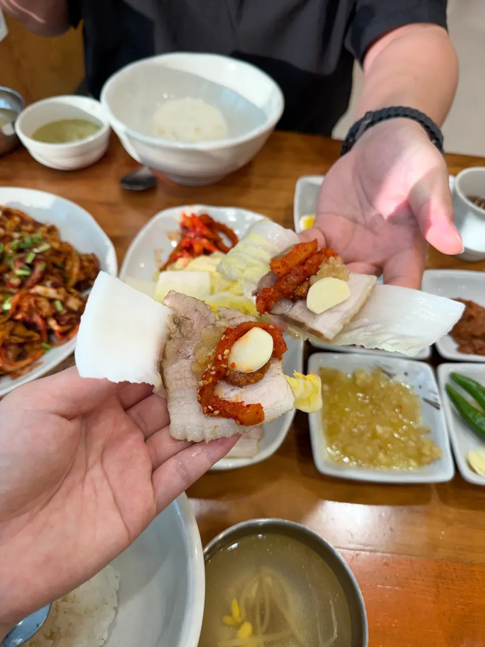 Bossam with garlic sauce