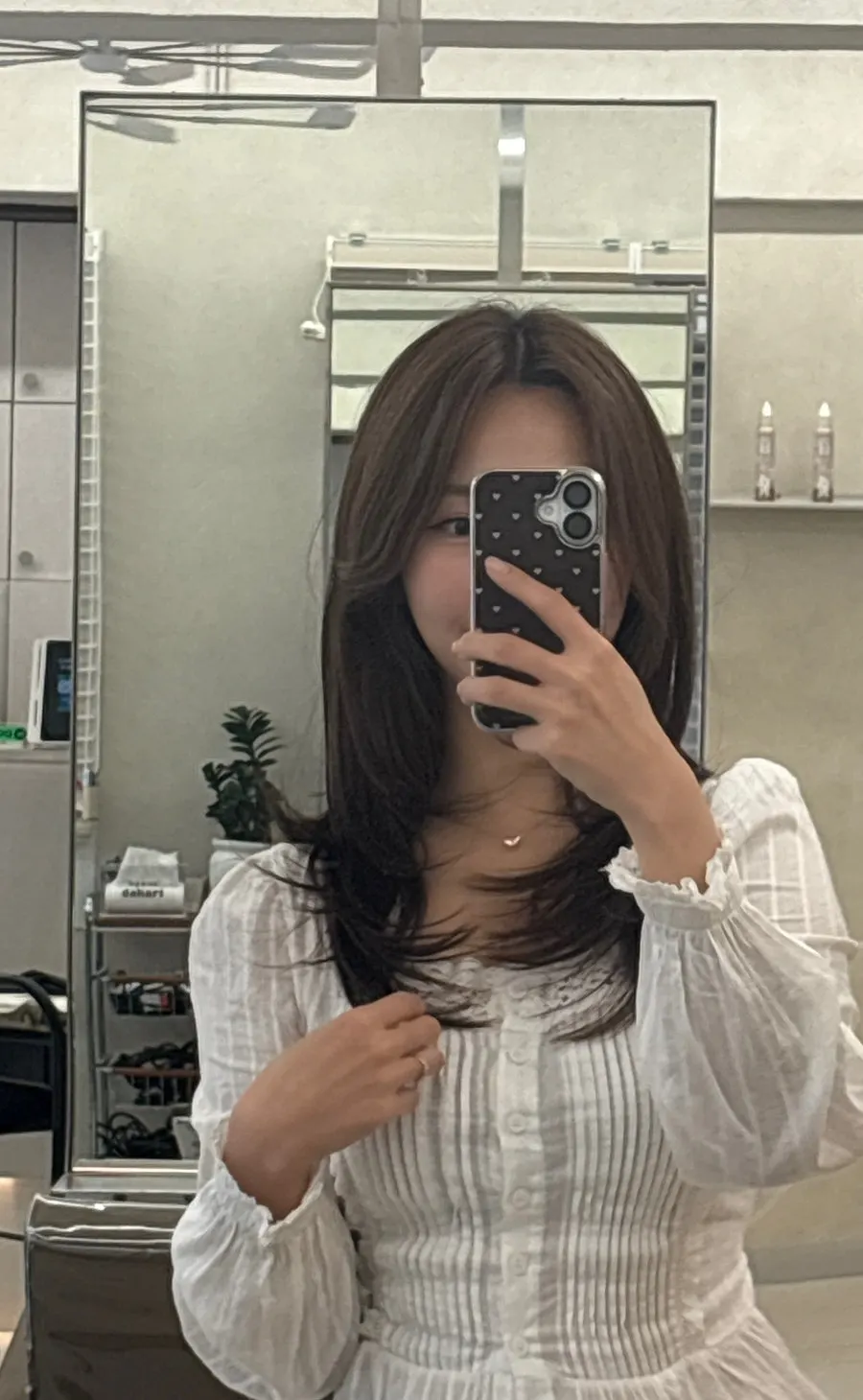 커트 후 가벼워진 중단발 레이어드컷