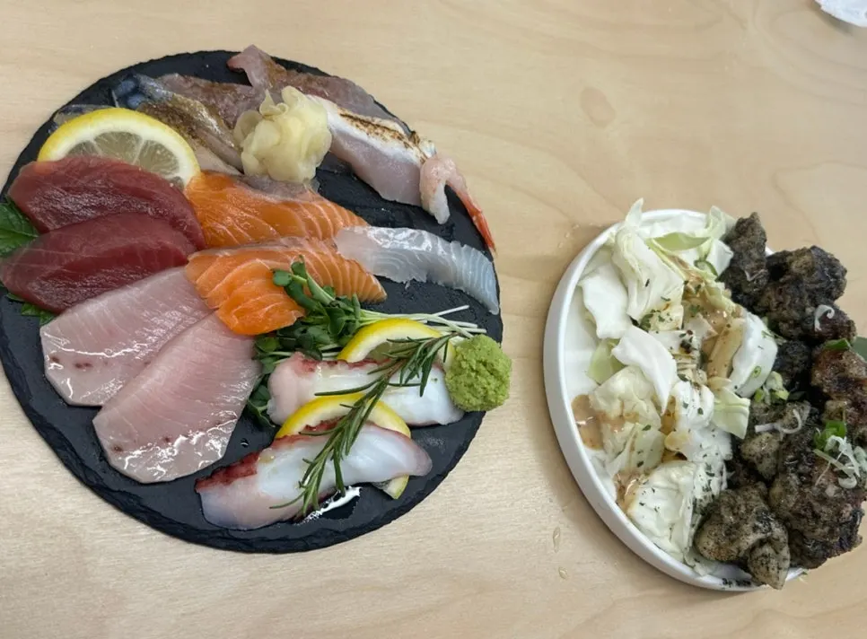 Sashimi and karaage combination