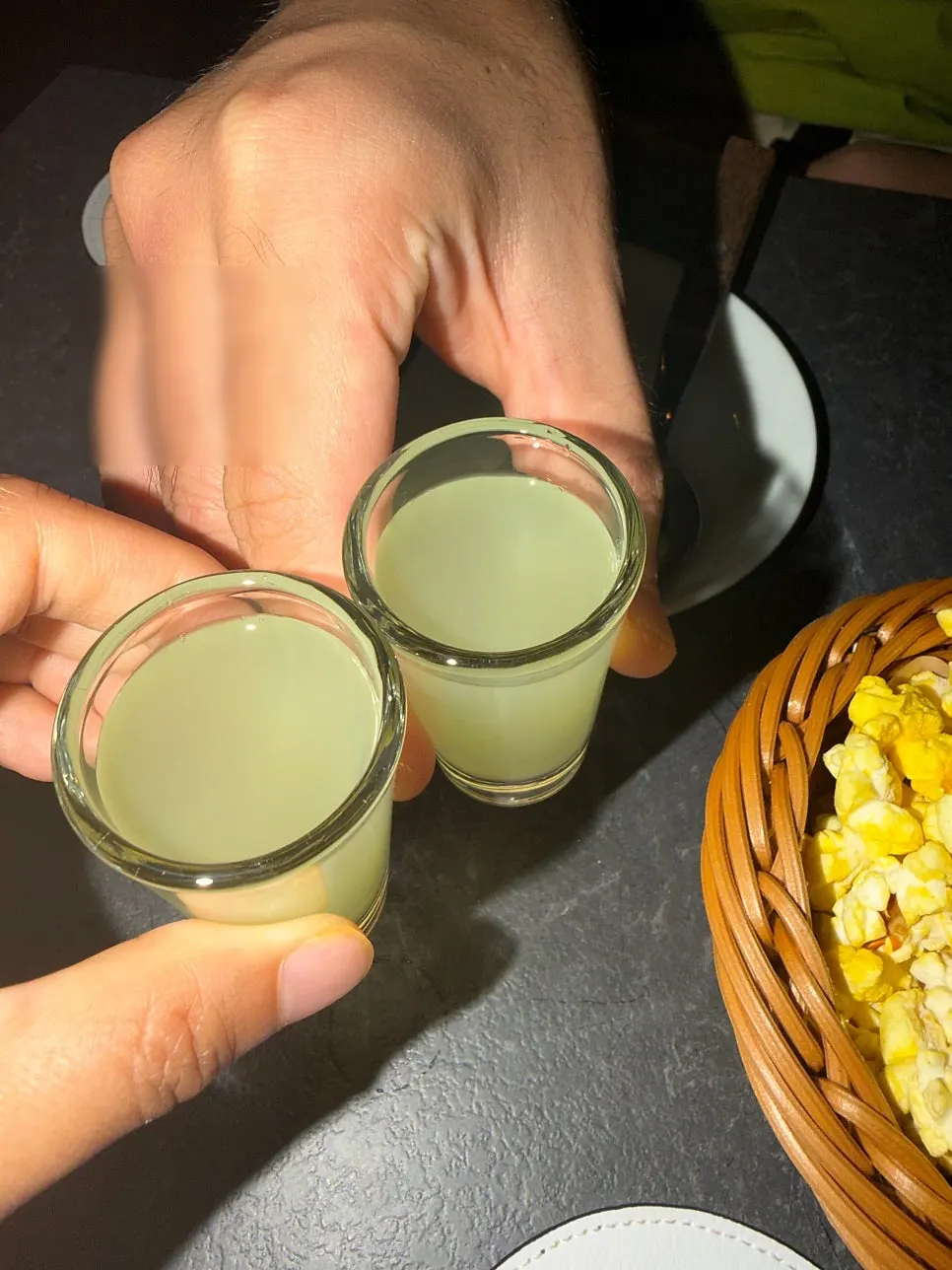 Lemon-scented welcome liqueur