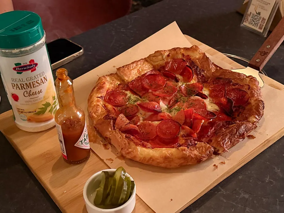 Pizza and drinks order