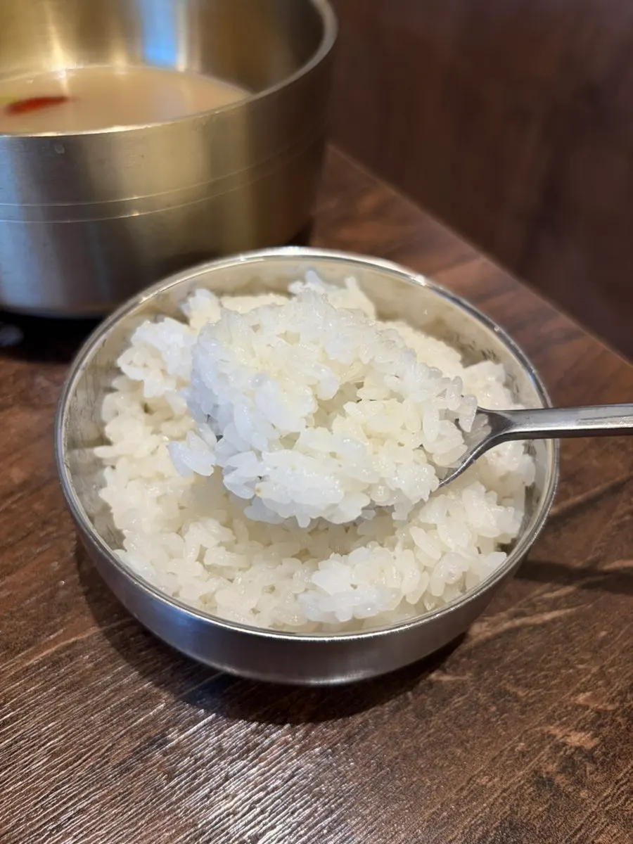 수향미로 지은 밥과 만두곰탕