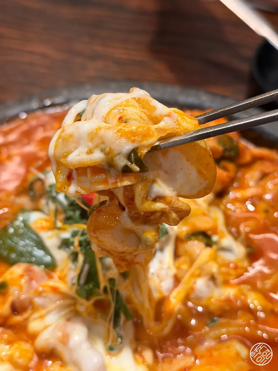 Chuncheon dakgalbi with perilla leaves and sauce