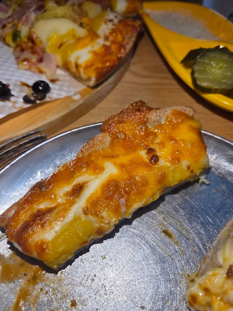 Pizza and tomato spaghetti