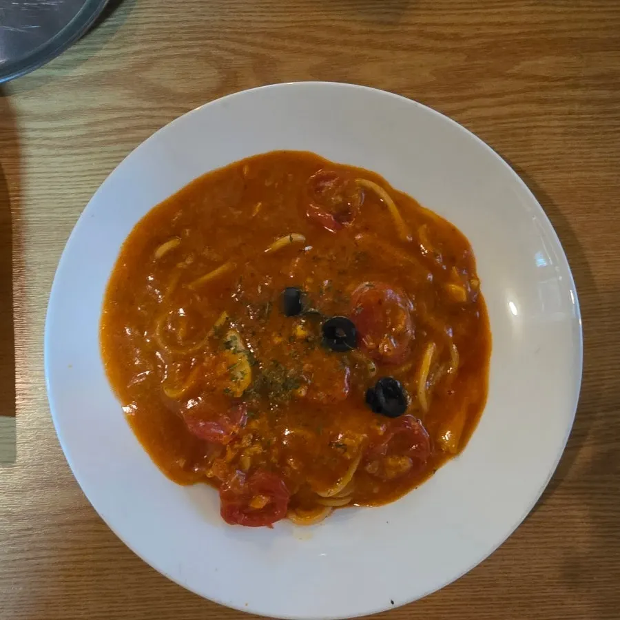 Tomato pasta ordered as a side dish