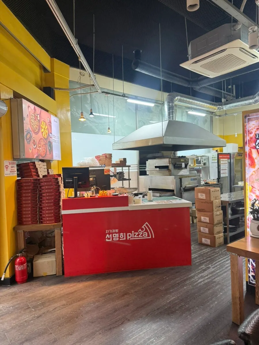 Interior view showing the open kitchen