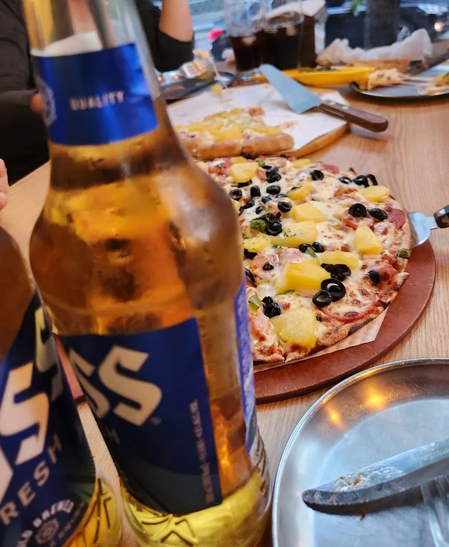 피자와 함께 마신 병맥주