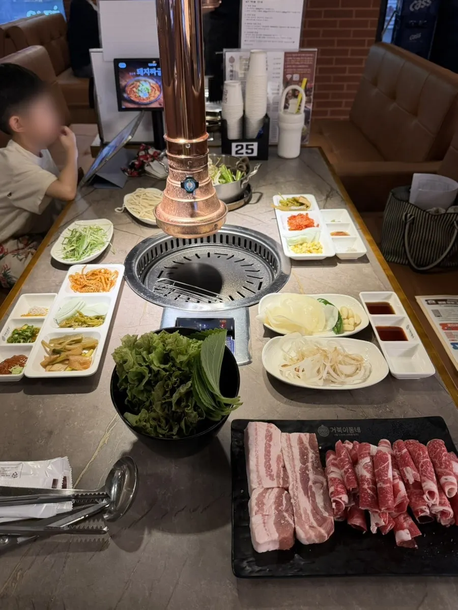 A Sanbon pork belly restaurant chosen for a weekend family meal