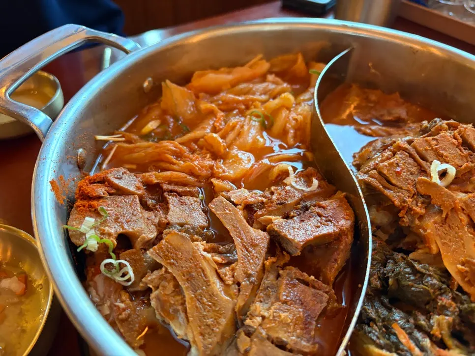 Gamjatang with plenty of meat on the bones