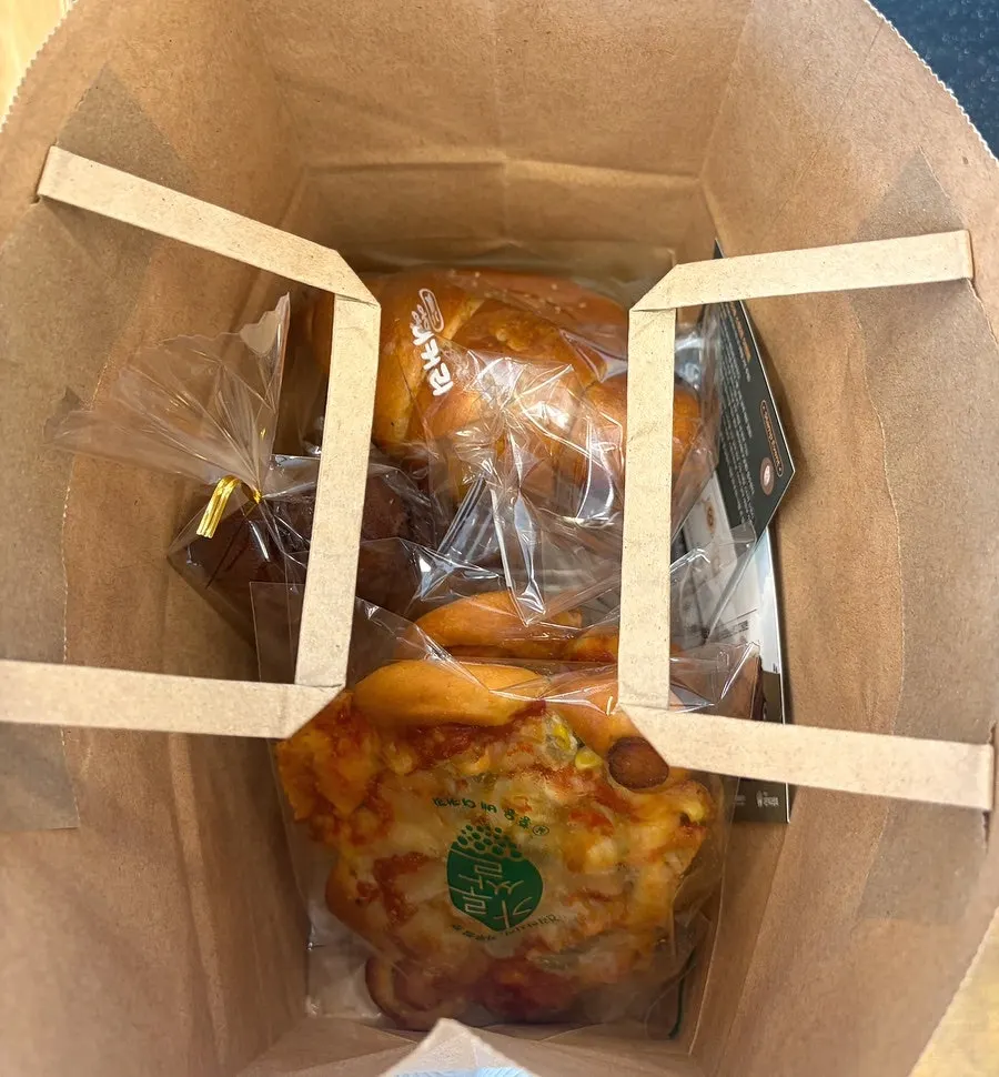 Random keyring pack from the rice-flour bakery pilgrimage